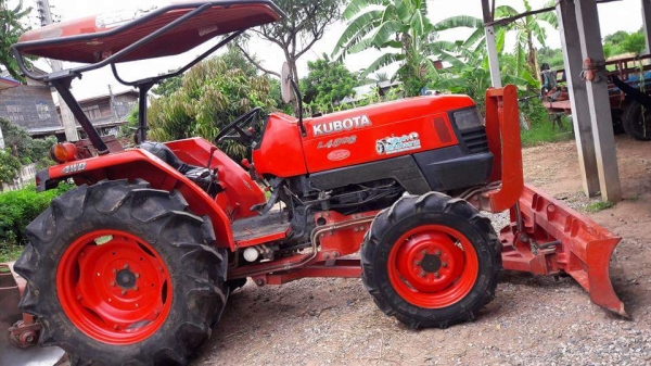 ขายคูโบต้า 45 แลง รถพร้อมทำงาน เอกสารเป็นเล่มทะเบียน พร้อมโอน