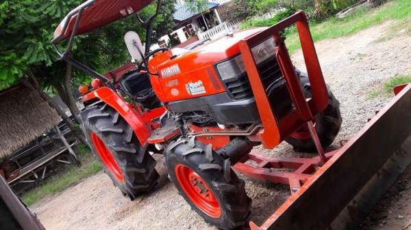 ขายคูโบต้า 45 แลง รถพร้อมทำงาน เอกสารเป็นเล่มทะเบียน พร้อมโอน