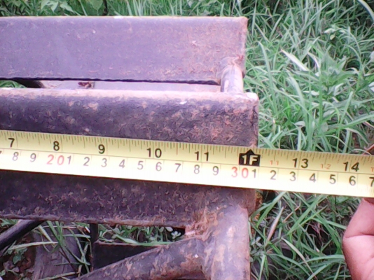 ล้อกันจม  ใหม่ ๆ ใบสามเหลี่ยม