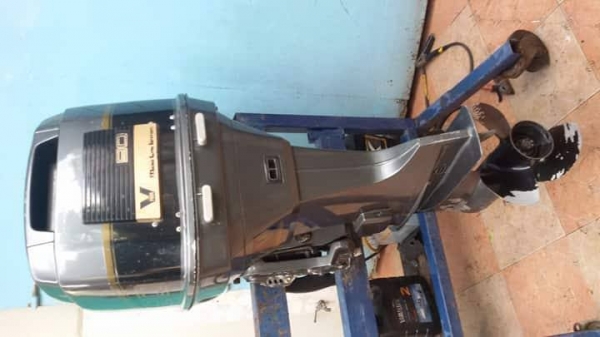 Suzuki DT90 หาง17นิ้ว 4สูบV 2จังหวะ ทริมใน ติดง่าย เดินเบาปกติ น้ำพุ่ง พร้อมใช้ มีคลิป