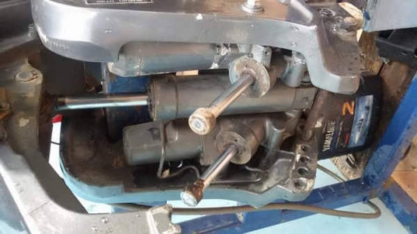 Suzuki DT90 หาง17นิ้ว 4สูบV 2จังหวะ ทริมใน ติดง่าย เดินเบาปกติ น้ำพุ่ง พร้อมใช้ มีคลิป