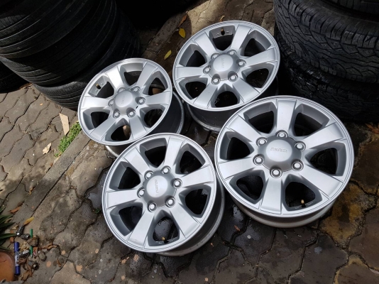 ล้อ Isuzu 1.9.  ขอบ16 ถอดรถป้ายแดง