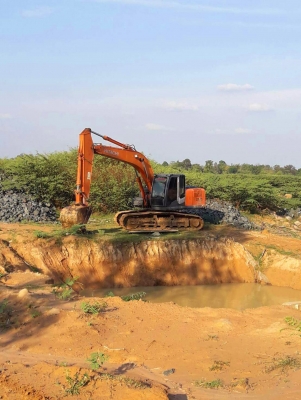 ขายรถแบ็คโฮ HITACHI ZX200-3 รถปี 2012 ใช้งาน 8,xxx ชั่วโมง