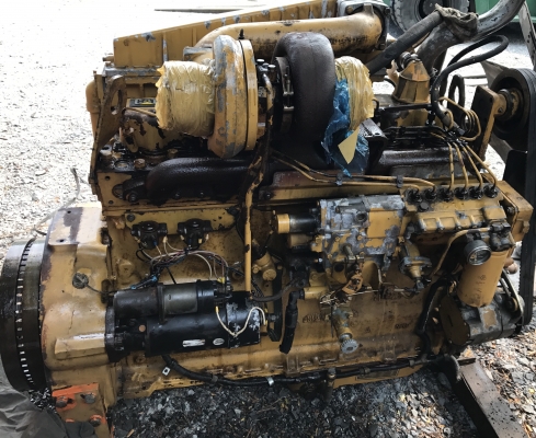 ขายเครื่องcat 3306 (ซีเรียล64z) 300เเรงม้า สภาพพร้อมใช้งาน