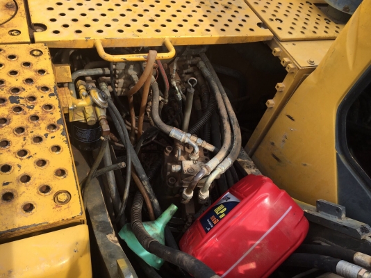 ขายแบคโฮ VOLVO EC210BLC แอร์ไฟฟ้าเอกสารพร้อม พร้อมใช้งาน สนใจโทร 081-970-1072