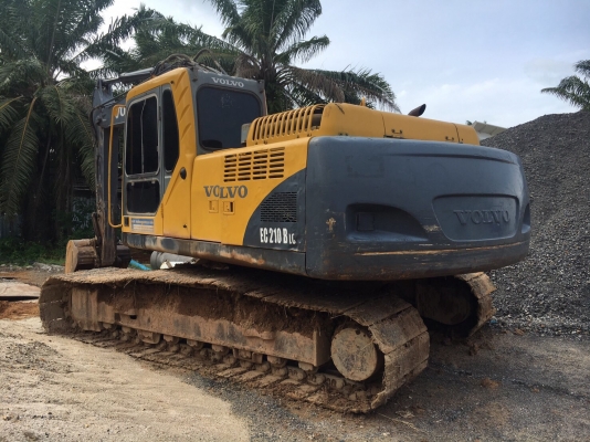 ขายแบคโฮ VOLVO EC210BLC แอร์ไฟฟ้าเอกสารพร้อม พร้อมใช้งาน สนใจโทร 081-970-1072 ขายแบคโฮ VOLVO EC210BLC แอร์ไฟฟ้าเอกสารพร้อม พร้อมใช้งาน สนใจโทร 081-970-1072
