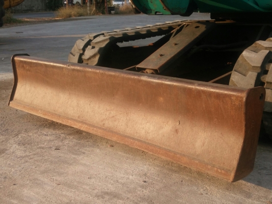 รถขุด Komatsu PC25R-8 เก่าญี่ปุ่น