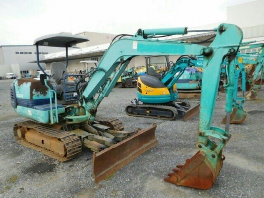 รถขุด Komatsu PC30R-8 เก่าญี่ปุ่นแท้ ใบมีด6ทิศทาง