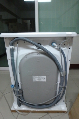 เครื่องซักผ้า ฝาหน้า Electrolux รุ่น EWF12853 ของใหม่ ยกกล่อง พร้อมขาตั้ง ผลิต 02-2560 ประกัน 10 ปี