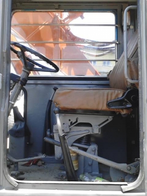 ขายรถขุดล้อยาง HITACHI รุ่น WH04