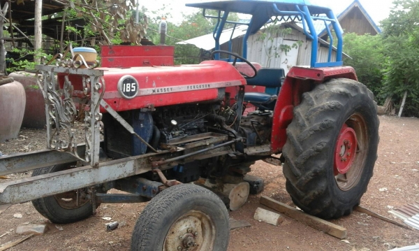 80000 บาท รถไถแมสซี่มีเฉพาะตัวรถ เครื่องฟิตมาใหม่ครับ สัญญาซื้อขาย อยู่ จ.เพชรบูรณ์