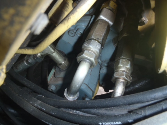 Komatsu PC45-1E ตู้เก๋ง ปั้มนิ้ว เก่าญี่ปุ่น อาร์มเป็นหัวกระแทกในตัวจากโรงงาน