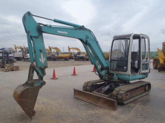 Komatsu PC45-1E ตู้เก๋ง ปั้มนิ้ว เก่าญี่ปุ่น อาร์มเป็นหัวกระแทกในตัวจากโรงงาน