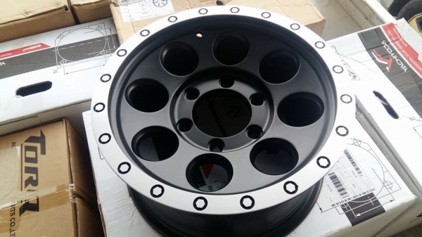 ขายล้อแม็กใหม่หยดน้ำ 15"×7.5" พร้อมยางใหม่ปี17 สนใจติดต่อร้าน ก.เจริญการยางครับ 081-3747940 ขายล้อแม็กใหม่หยดน้ำ 15"×7.5" พร้อมยางใหม่ปี17 สนใจติดต่อร้าน ก.เจริญการยางครับ 081-3747940