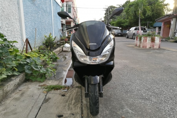 Pcx 150i new รถบ้านแท้ มือเดียว รูดบัตรได้ Pcx 150i new รถบ้านแท้ มือเดียว รูดบัตรได้