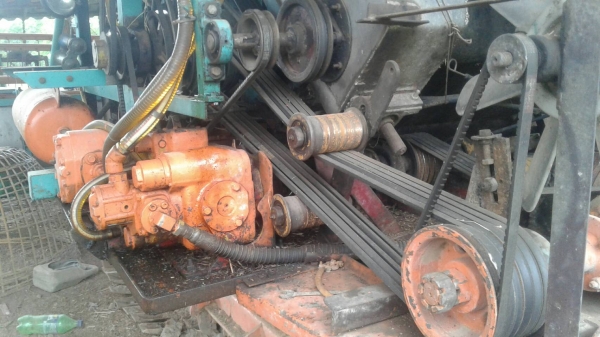 ขายรถเกี่ยวข้าวพร้อมรถเทเลอร์