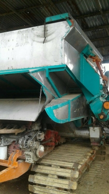 ขายรถเกี่ยวข้าวพร้อมรถเทเลอร์