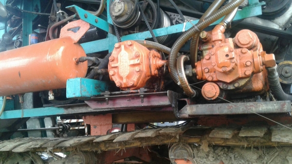 ขายรถเกี่ยวข้าวพร้อมรถเทเลอร์