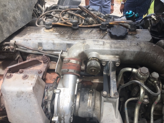 ขายเครื่อง P11C ( ติด NGV ) + ถัง 8 ใบ ใช้งานอยู่ (ราคานี้ไม่รวมหม้อน้ำ+อินเตอร์ )