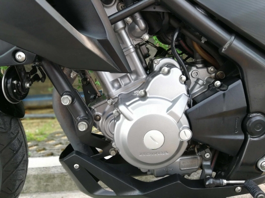 CB300f ใช้เงิน 19,000 ออกรถได้เลย รถสวยพร้อมใช้งานรถบ้านแท้