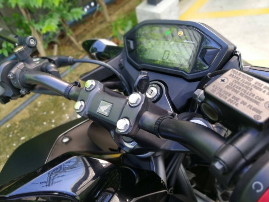 CB300f ใช้เงิน 19,000 ออกรถได้เลย รถสวยพร้อมใช้งานรถบ้านแท้