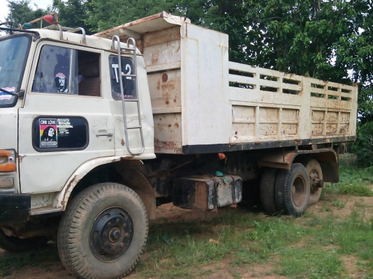 ขายรถบรรทุก 10 ล้อ2เพลาดั้ม HINO227