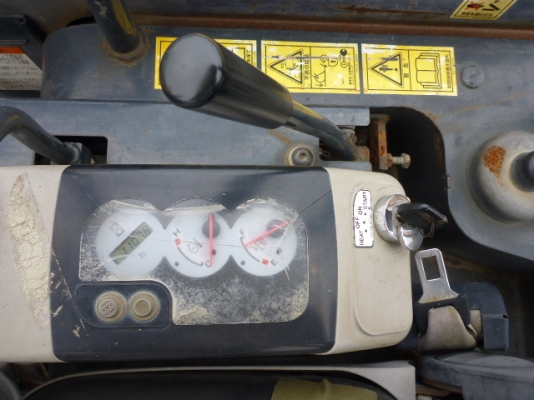 Komatsu PC35MR-2 ใช้งานน้อย1107ชั่วโมง *Japan โทร. 080-6565422 (หนิง)