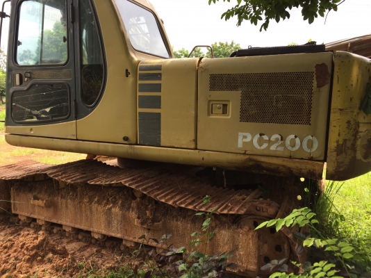 ขาย PC200-6 KOMATSU ราคา 690,000 ทะเบียนพร้อมโอน ไฟฟ้าครบ แอร์หนาว ลงเครื่อง200-7 สนใจติดต่อ0895770265 ช้าอดน่ะครับรีบโทรเลย