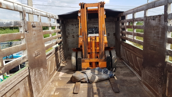 ขายด่วนรถยกTOYOTA 4FG25ยก2.5ตันเสายกสูง5เมตรยางหน้าคู้รถนอกนำเข้ายังไม่เคยใช้งานในเมืองไทยเลย