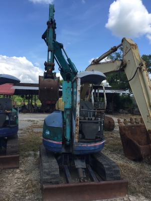 ขายด่วน รถขุด ขนาดเทียบเท่าPC30 บูมพับ เก่านอก