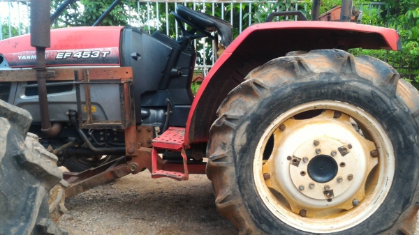 สามย่านแทรคเตอร์ ขายรถไถ YANMAR EF453T พร้อมดันหน้า และผานพรวน ราคา 265,000 มีรถขนส่งบริการ ร้านสามย