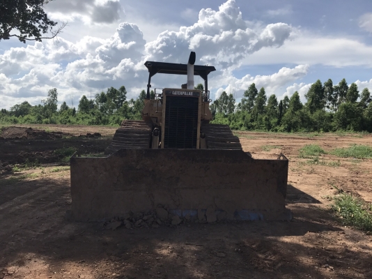 ขายด่วน แทร็กเตอร์ D4H ตีนเป็ด สภาพสวยพร้อมใช้งาน เครื่องปั้มดีเยี่ยม โซ่ช่วงล่างสวย รถพร้อมใช้งาน เครื่องปั้มดี รถทำงานทุกวัน เอกสารเล่มทะเบียน สนใจสอบถาม 093-0764943  088-3223272