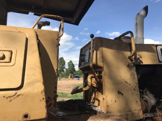 ขายด่วน แทร็กเตอร์ D4H ตีนเป็ด สภาพสวยพร้อมใช้งาน เครื่องปั้มดีเยี่ยม โซ่ช่วงล่างสวย รถพร้อมใช้งาน เครื่องปั้มดี รถทำงานทุกวัน เอกสารเล่มทะเบียน สนใจสอบถาม 093-0764943  088-3223272