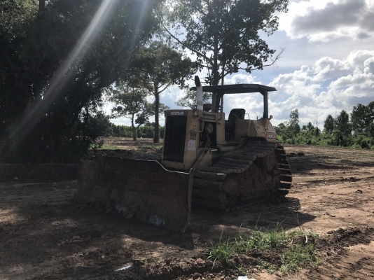 ขายด่วน แทร็กเตอร์ D4H ตีนเป็ด สภาพสวยพร้อมใช้งาน เครื่องปั้มดีเยี่ยม โซ่ช่วงล่างสวย รถพร้อมใช้งาน เครื่องปั้มดี รถทำงานทุกวัน เอกสารเล่มทะเบียน สนใจสอบถาม 093-0764943  088-3223272