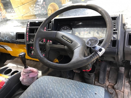 ขายหัวเก๋ง NISSAN UD(บิ๊กทรัม) 3ใบปัด นำเข้าจากญึ่ปุ่น ราคาถูกๆ สภาพสวยๆมาก สนใจติดต่อ 094-995-6265