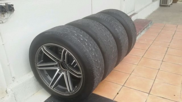 แมกซ์ ขอบ 20" ยาง TOYO 265/50/20 ปี 2014