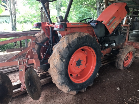 ขาย 195,000 บาท KUBOTA L4508 DI SPECIAL ปี 54 ทำงาน 2,861 ชม. เครื่องดี เกียร์ดี (ใบมีด -หาง 3 ) เอกสารเล่มทะเบียน รถอยู่ จ.นครพนม โทร&ไอดีไลน์ 0610710295 ขาย 195,000 บาท KUBOTA L4508 DI SPECIAL ปี 54 ทำงาน 2,861 ชม. เครื่องดี เกียร์ดี (ใบมีด -หาง 3 ) เอกสารเล่มทะเบียน รถอยู่ จ.นครพนม โทร&ไอดีไลน์ 0610710295