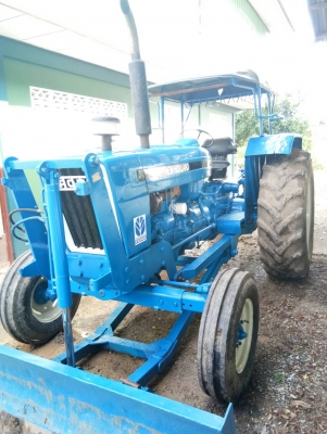 ขายรถไถFORD 6600 เครื่อง78 แรงม้าสถาพพร้อมใช้งาน