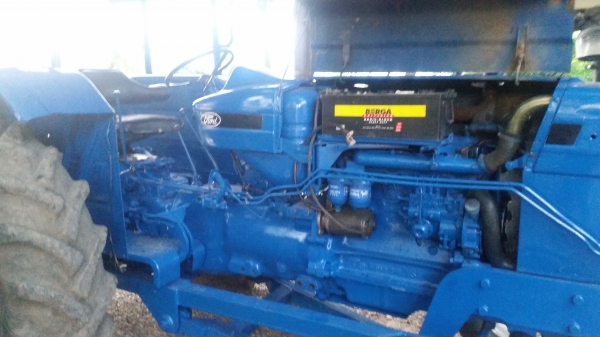 ขายรถไถFORD 6600 เครื่อง78 แรงม้าสถาพพร้อมใช้งาน