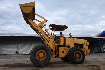 ขายรถตักล้อยาง KOMATSU W90-2 (ขนาดเท่า530 WA300)