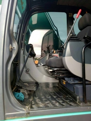 ขายด่วน!! KOBELCO SK 140 MARK 8 SUPER 9,xxx ชม สภาพสวยค่ะ