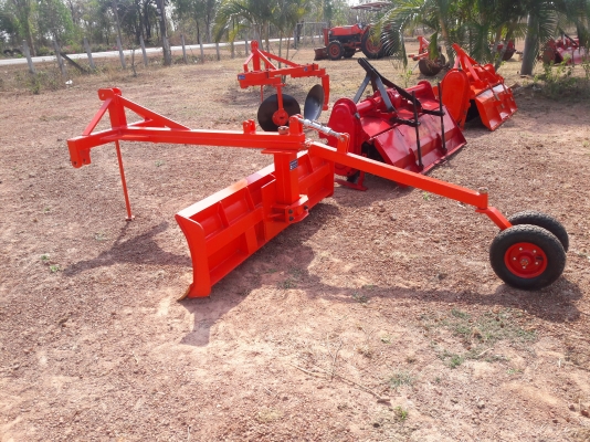 ขายใบมีดติดหลังรถไถ