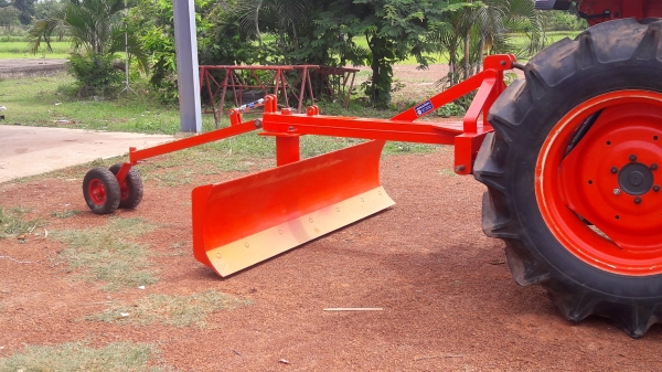 ขายใบมีดติดหลังรถไถ