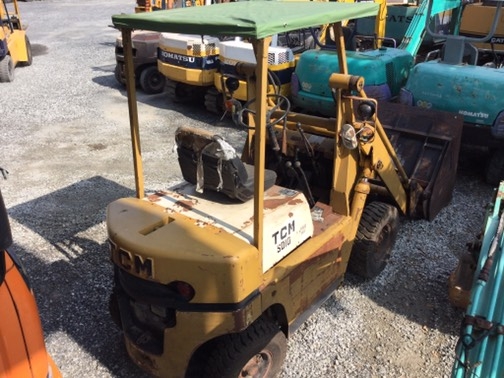 ขายรถตักเล็กเครื่องยนต์ดีเซล บุ้งกี๋ ขายรถตักเล็กเครื่องยนต์ดีเซล บุ้งกี๋