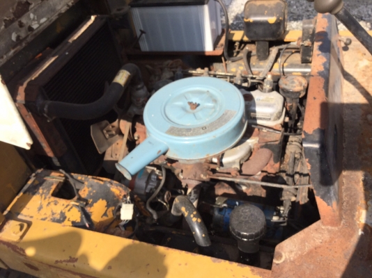 ขายรถตักเล็กเครื่องยนต์ดีเซล บุ้งกี๋ ขายรถตักเล็กเครื่องยนต์ดีเซล บุ้งกี๋