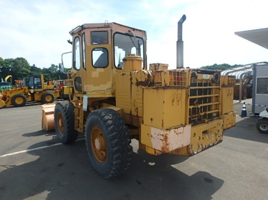 ขายรถตัก ยี่ห้อKomatsu รุ่นJH63K