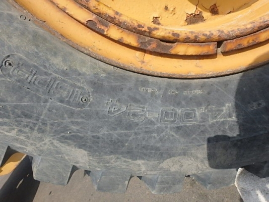 ขายรถตัก ยี่ห้อKomatsu รุ่นJH63K