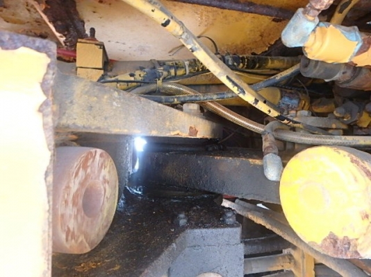 ขายรถตัก ยี่ห้อKomatsu รุ่นJH63K