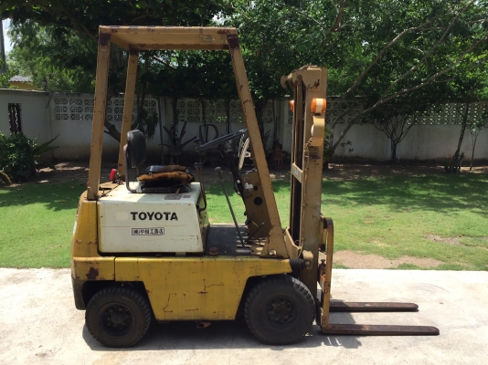 ขาย forklift toyota fg7 เก่าญี่ปุ่น พร้อมใช้งาน