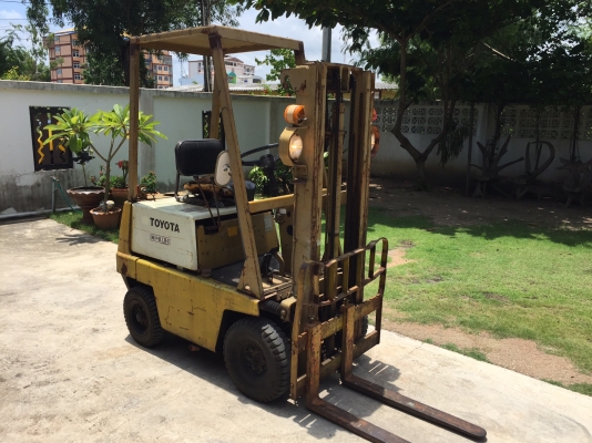 ขาย forklift toyota fg7 เก่าญี่ปุ่น พร้อมใช้งาน